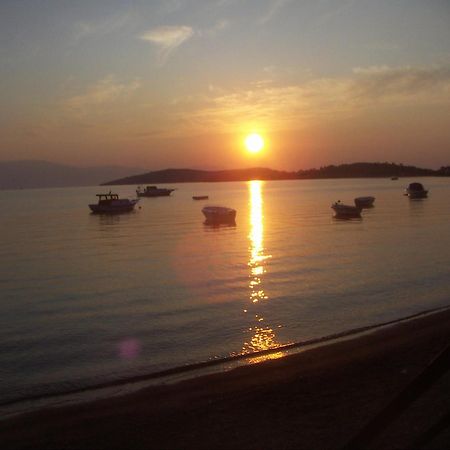 Melaike Hotel Foça Luaran gambar