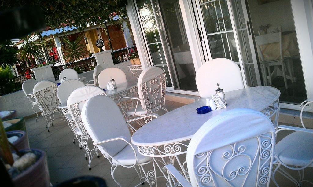 Melaike Hotel Foça Luaran gambar