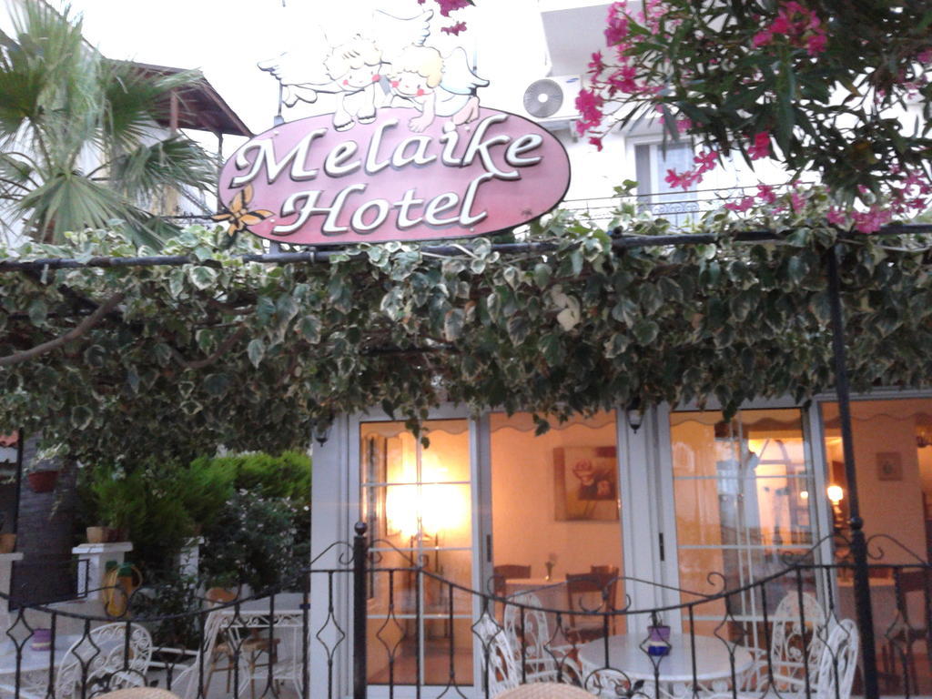 Melaike Hotel Foça Luaran gambar
